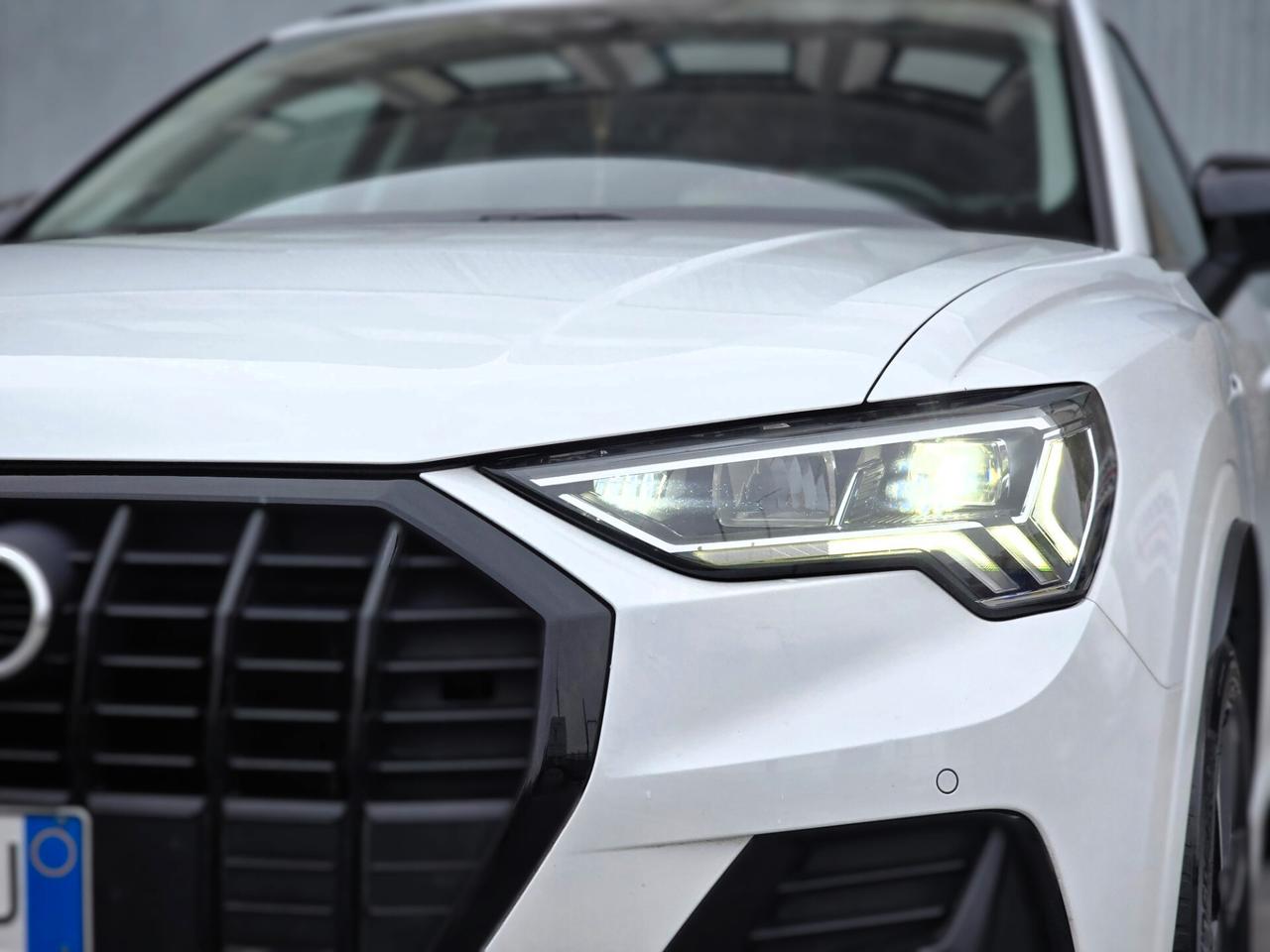 Audi Q3 35 TDI S tronic line edition gancio traino