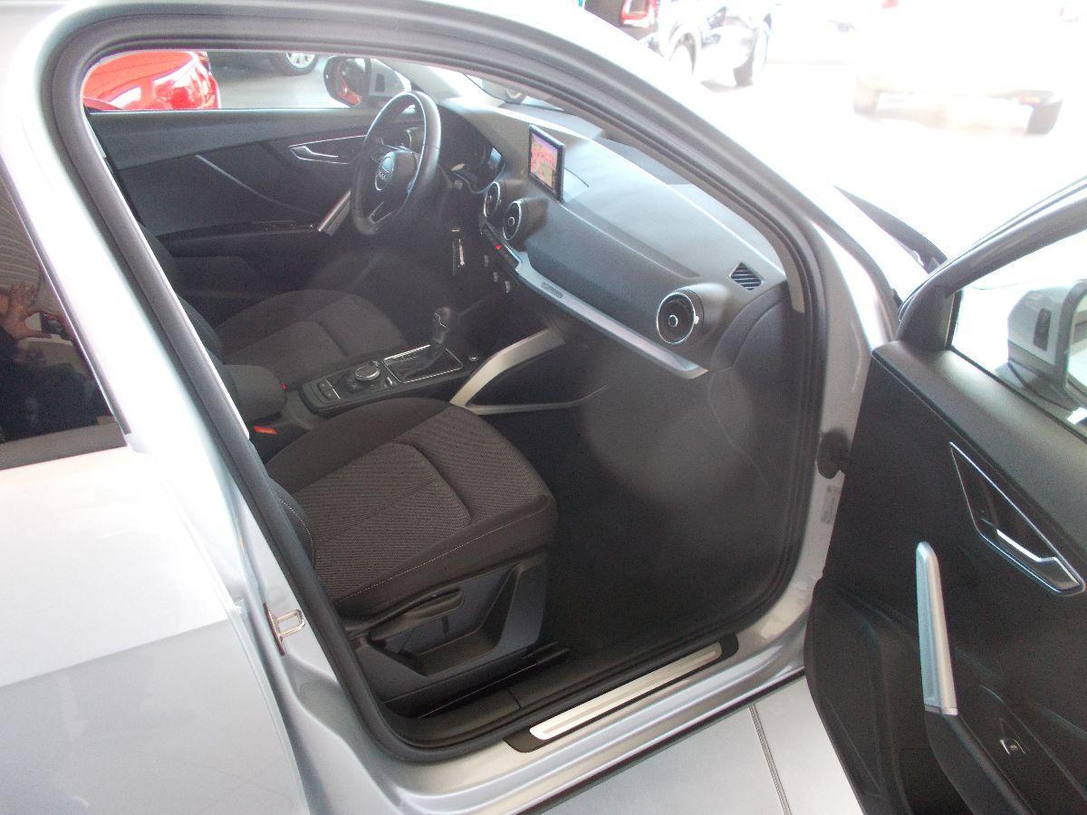 AUDI - Q2 - 30 TDI S tronic Admired