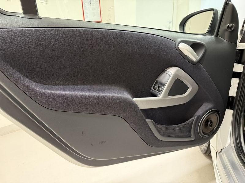smart fortwo fortwo 1000 52 kW MHD cabrio passion
