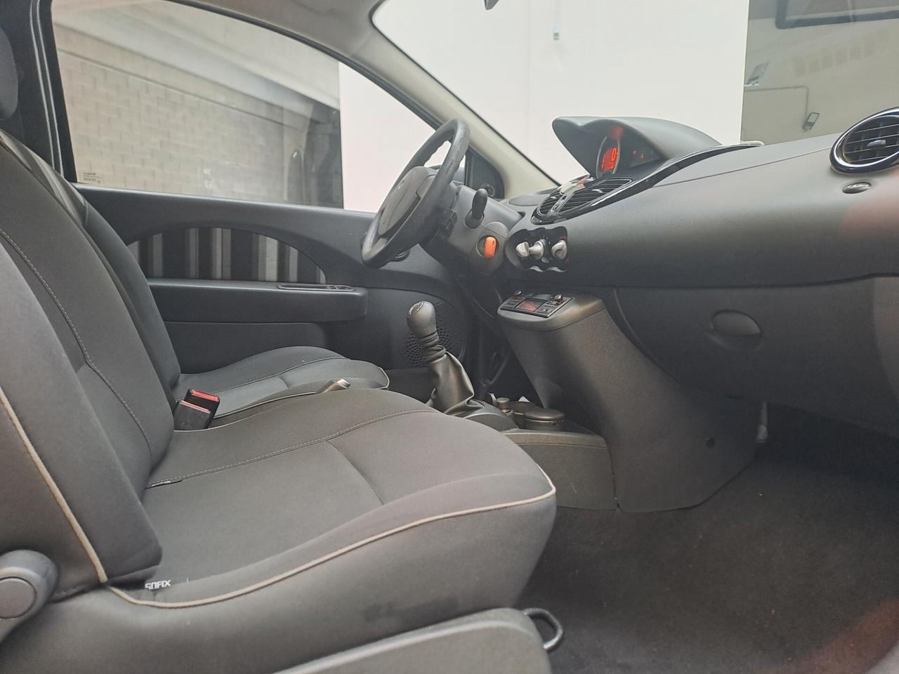 RENAULT TWINGO 1.2 BENZINA *OK NEOPATENTATI*