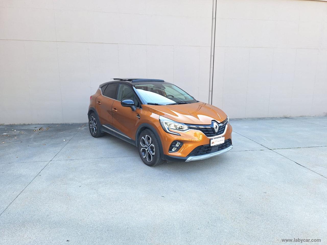 RENAULT Captur INTENSE Plug-in Hybrid E-Tech TETTO 160 CV