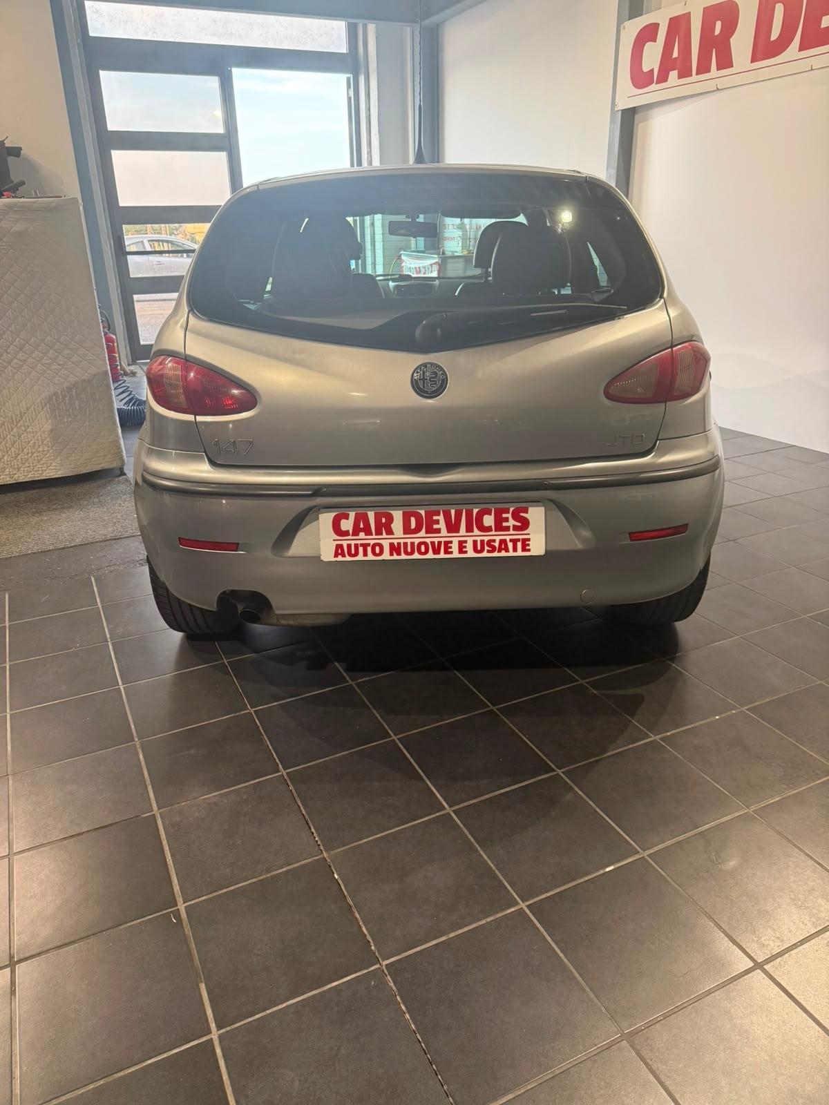 Alfa Romeo 147 1.9 JTD (116CV) NEOPATENTATI