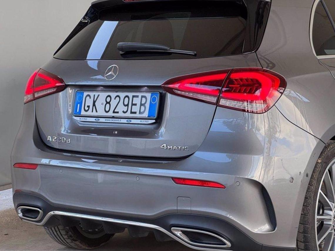 MERCEDES Classe A Sedan A 220 d premium auto