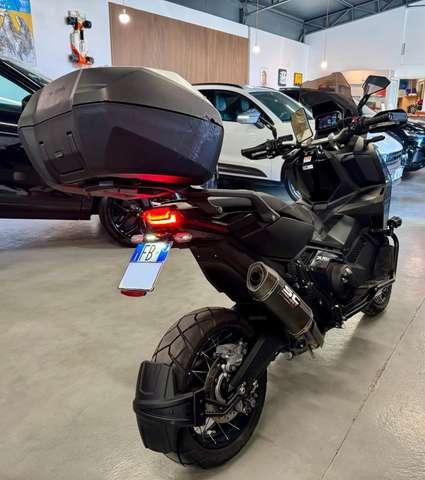Honda Altro X-ADV 750 Triple Black