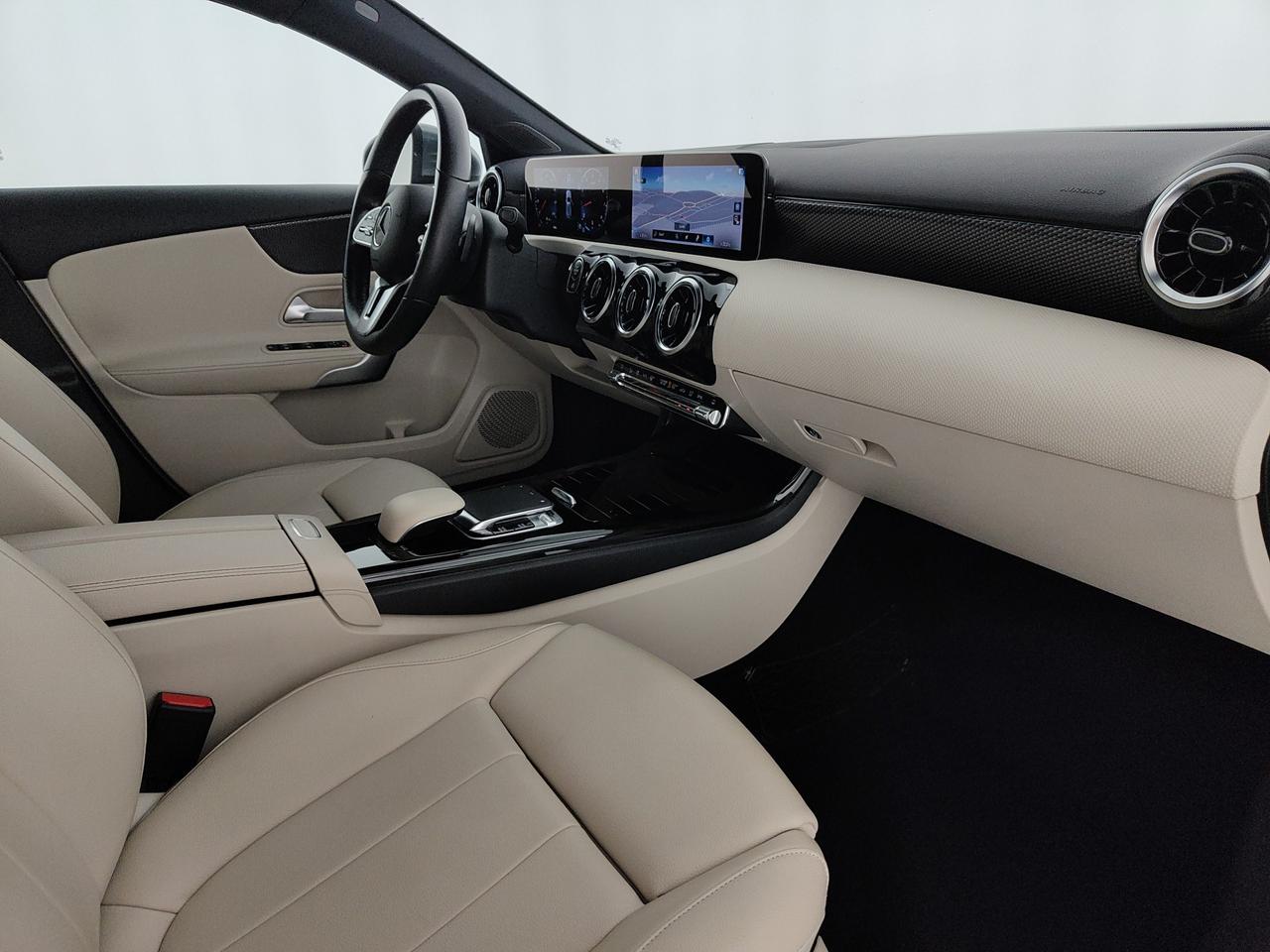 Mercedes-Benz A 200 Sport auto