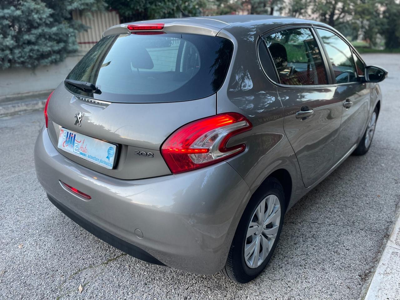 Peugeot 208 1.4 HDi 68 CV 5 porte Business