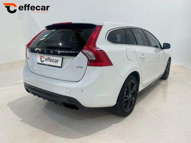 VOLVO V60 D4 Geartronic Momentum