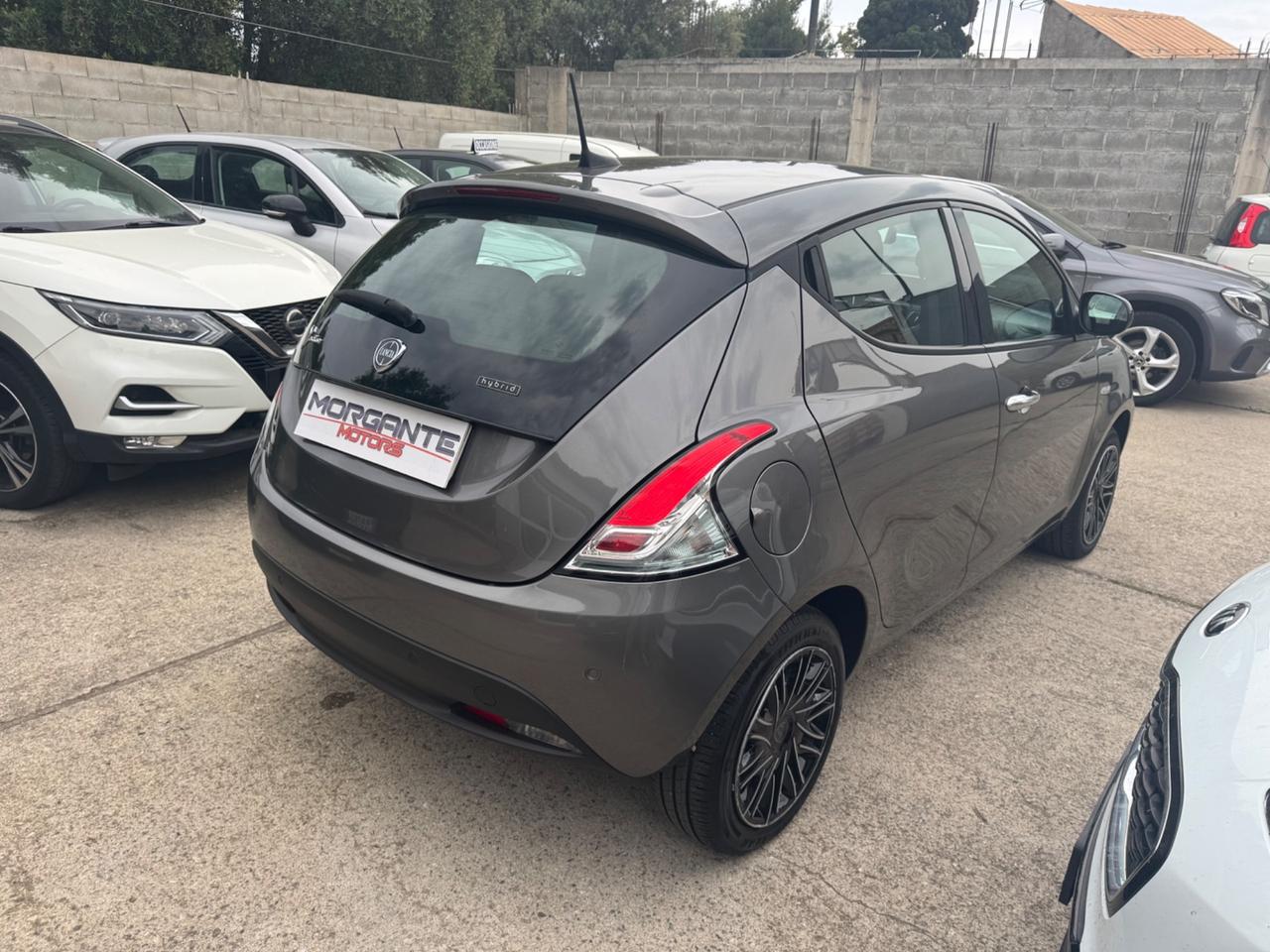 Lancia Ypsilon 1.0 69cv FireFly S&S Hybrid Gold 2022