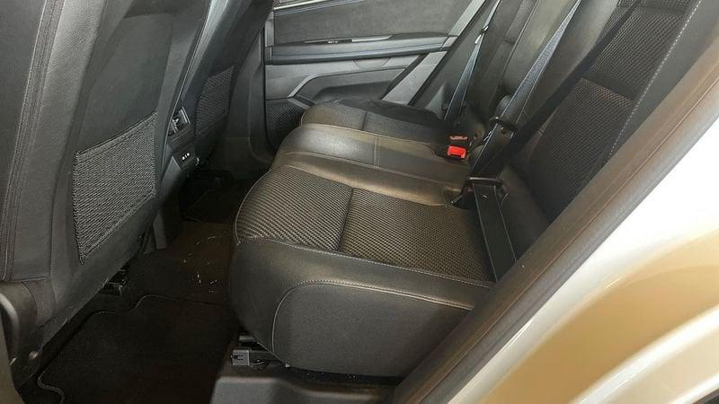 Renault Austral 2023 1.2 E-Tech full hybrid 200cv Iconic Esprit