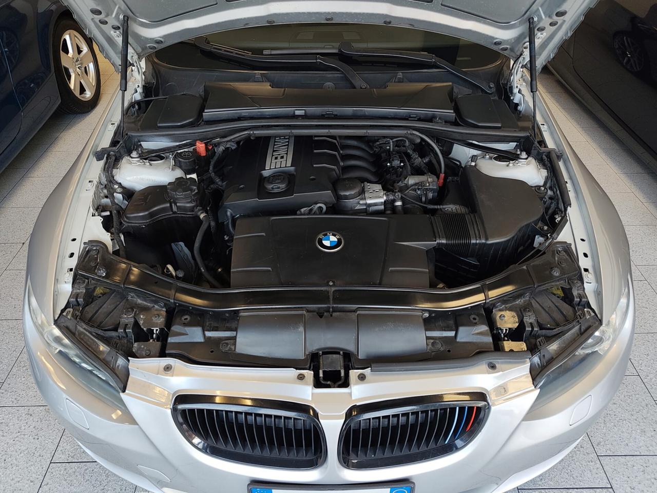 Bmw 320i Coupé Msport MANUALE