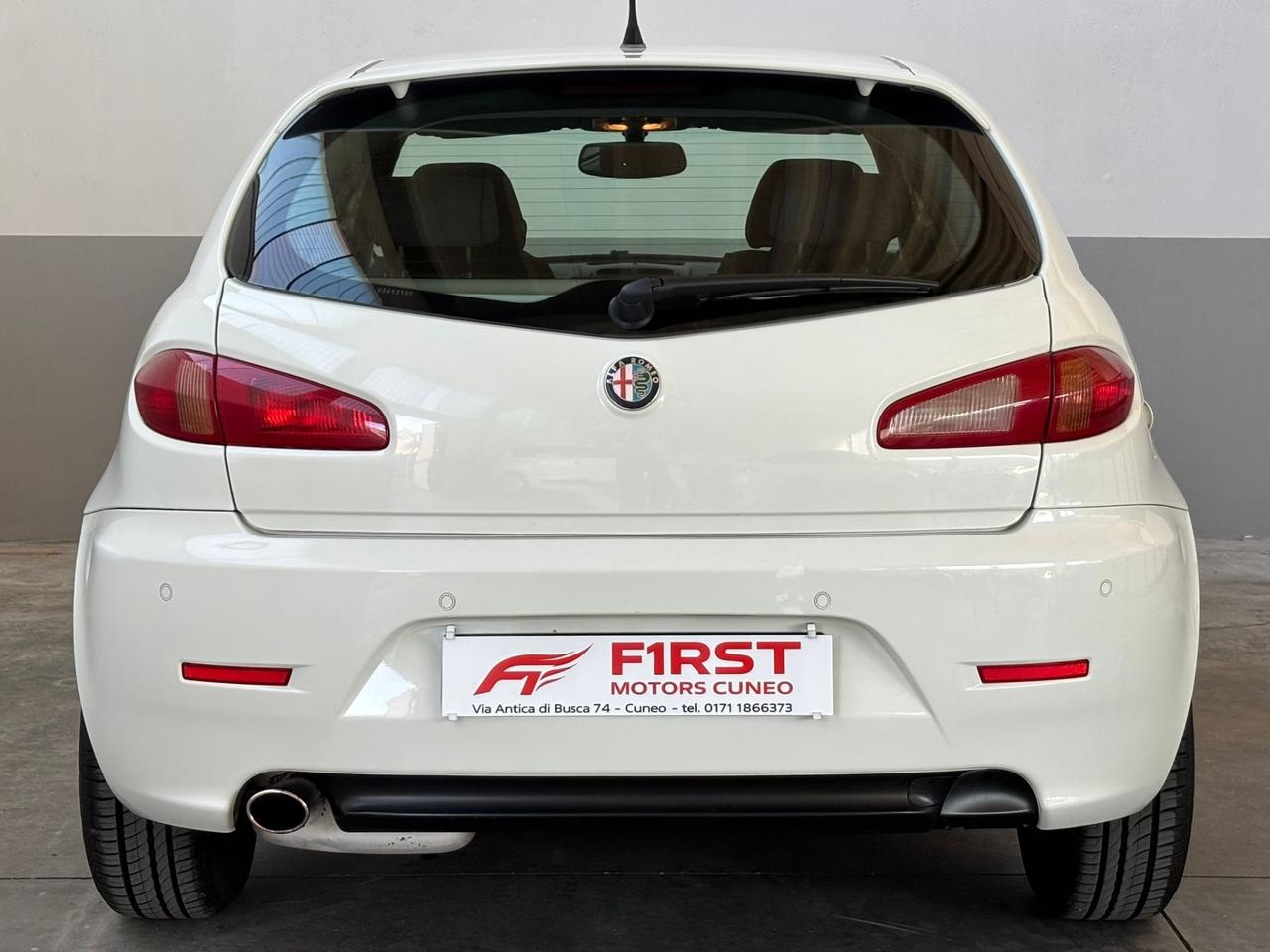 Alfa Romeo 147 1.6 16V TS 5 porte Distinctive