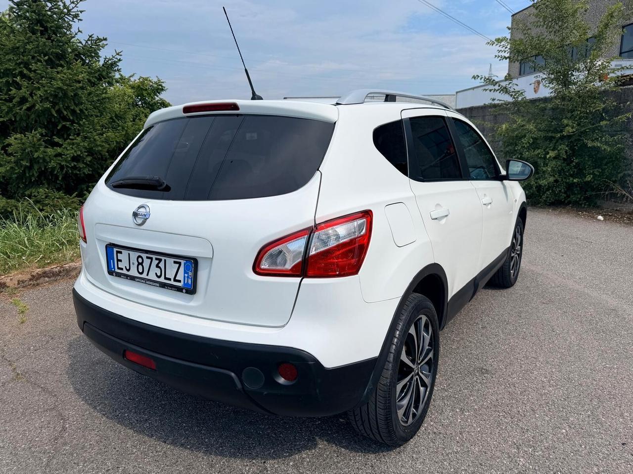Nissan Qashqai 2.0 dCi DPF Tekna