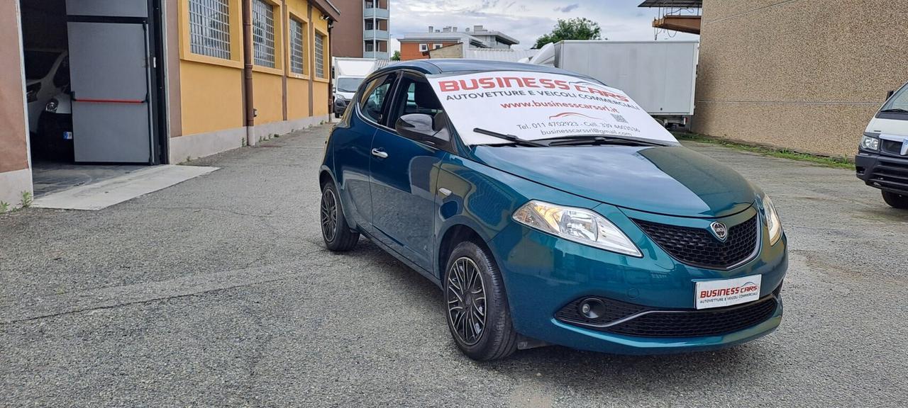 Lancia Ypsilon 1.0 FireFly 5 porte S&S Hybrid Ecochic Gold KM. 18.000 CERTIFICATI - AUTO PER NEOPATENTATI!