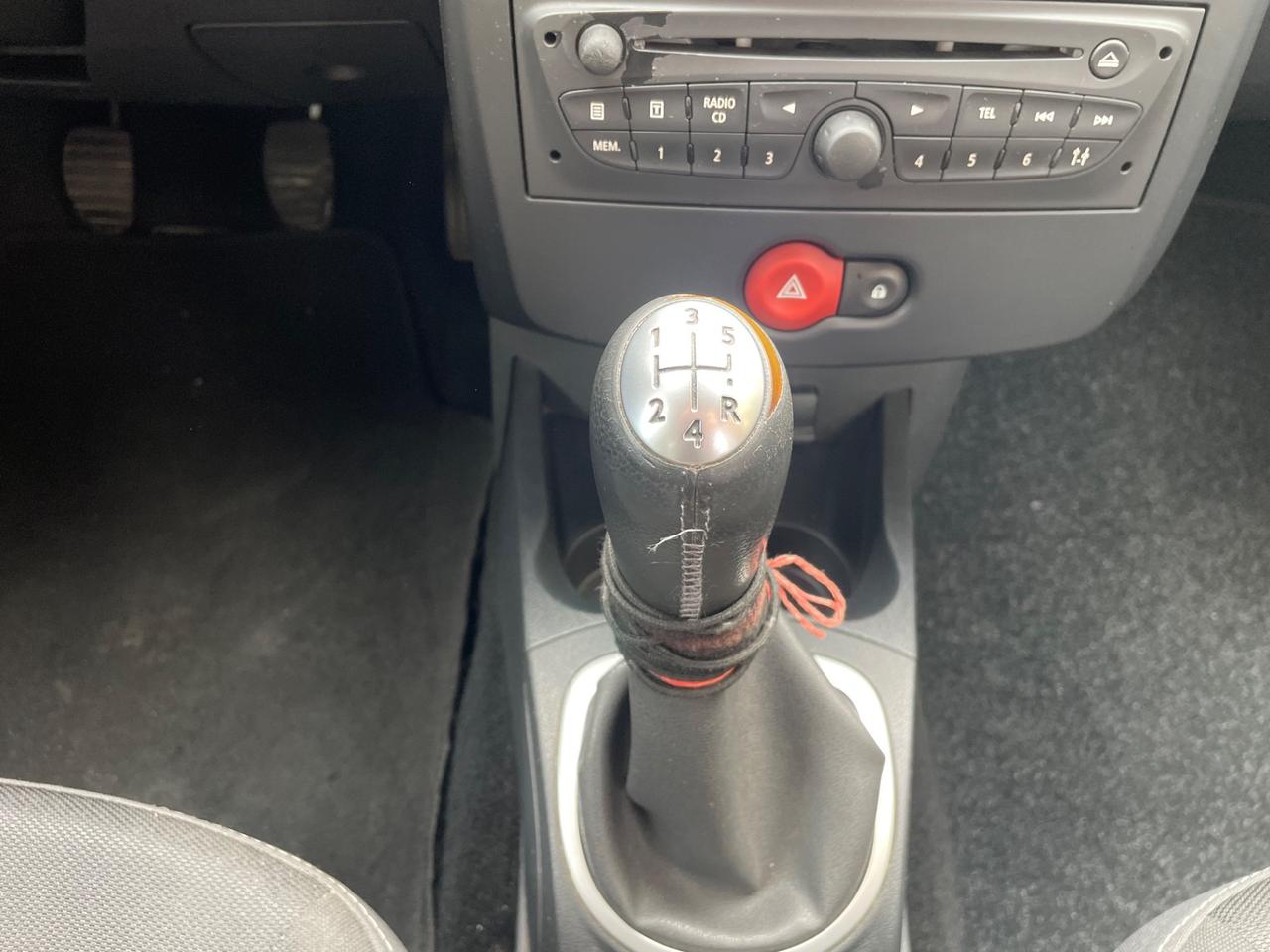 Renault Clio 1.2 16V 5 porte/1PROP/GARANZIA 12 MESI