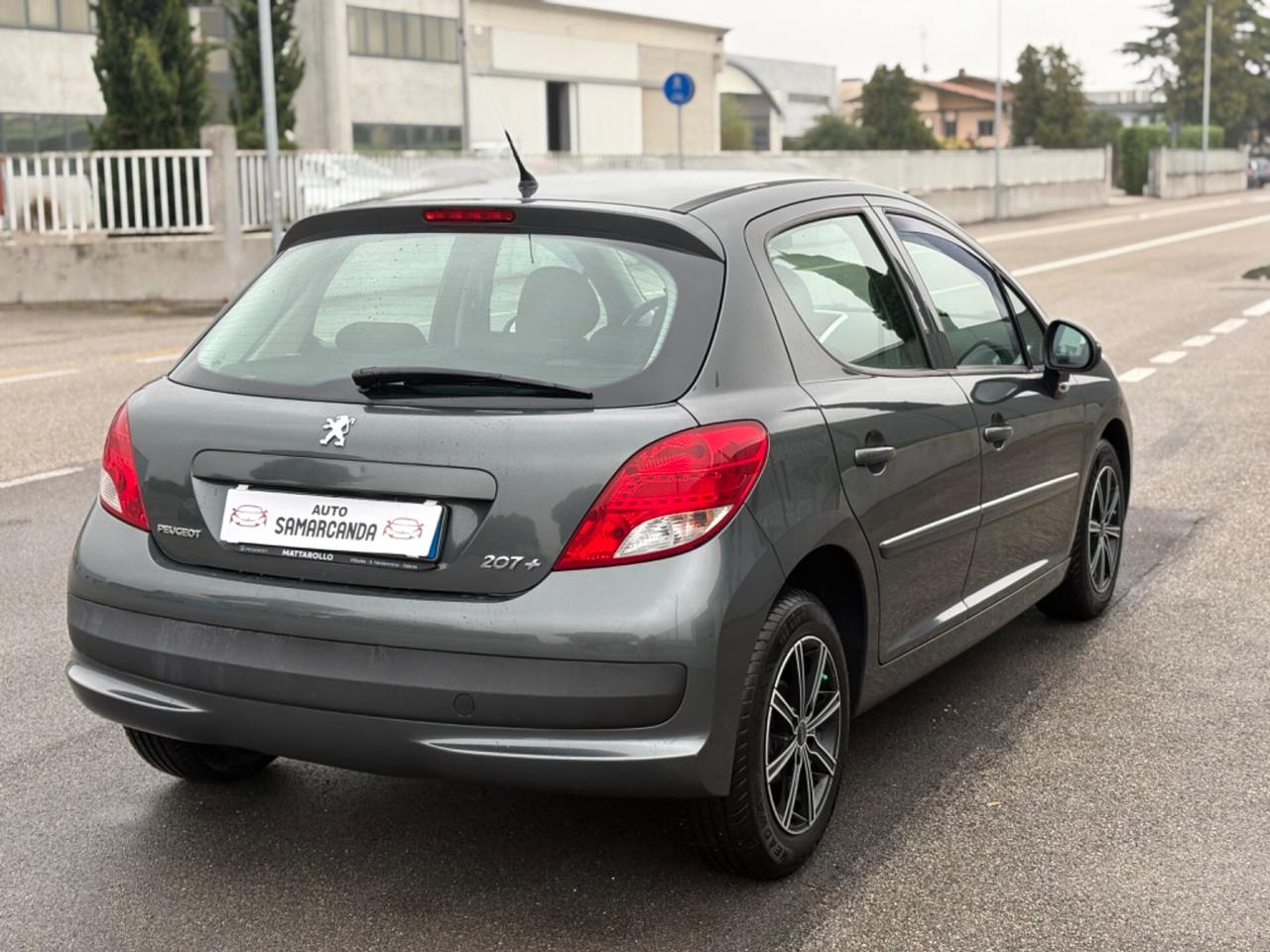 Peugeot 207 Plus 1.4 8V 75CV 5p. ECO GPL