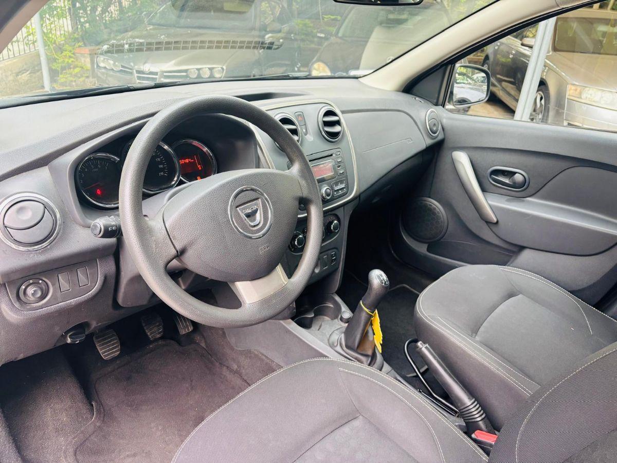 Dacia Sandero 1.2 75cv Clima Lauréate