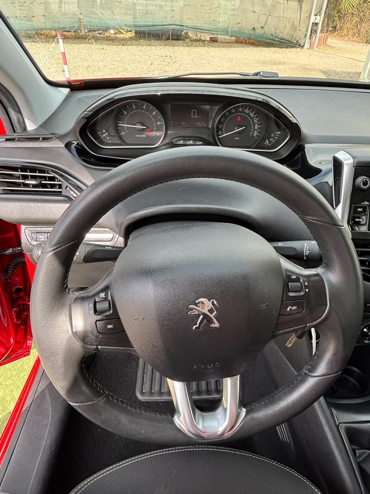 Peugeot 208 Utilitaria 1.2 Benzina