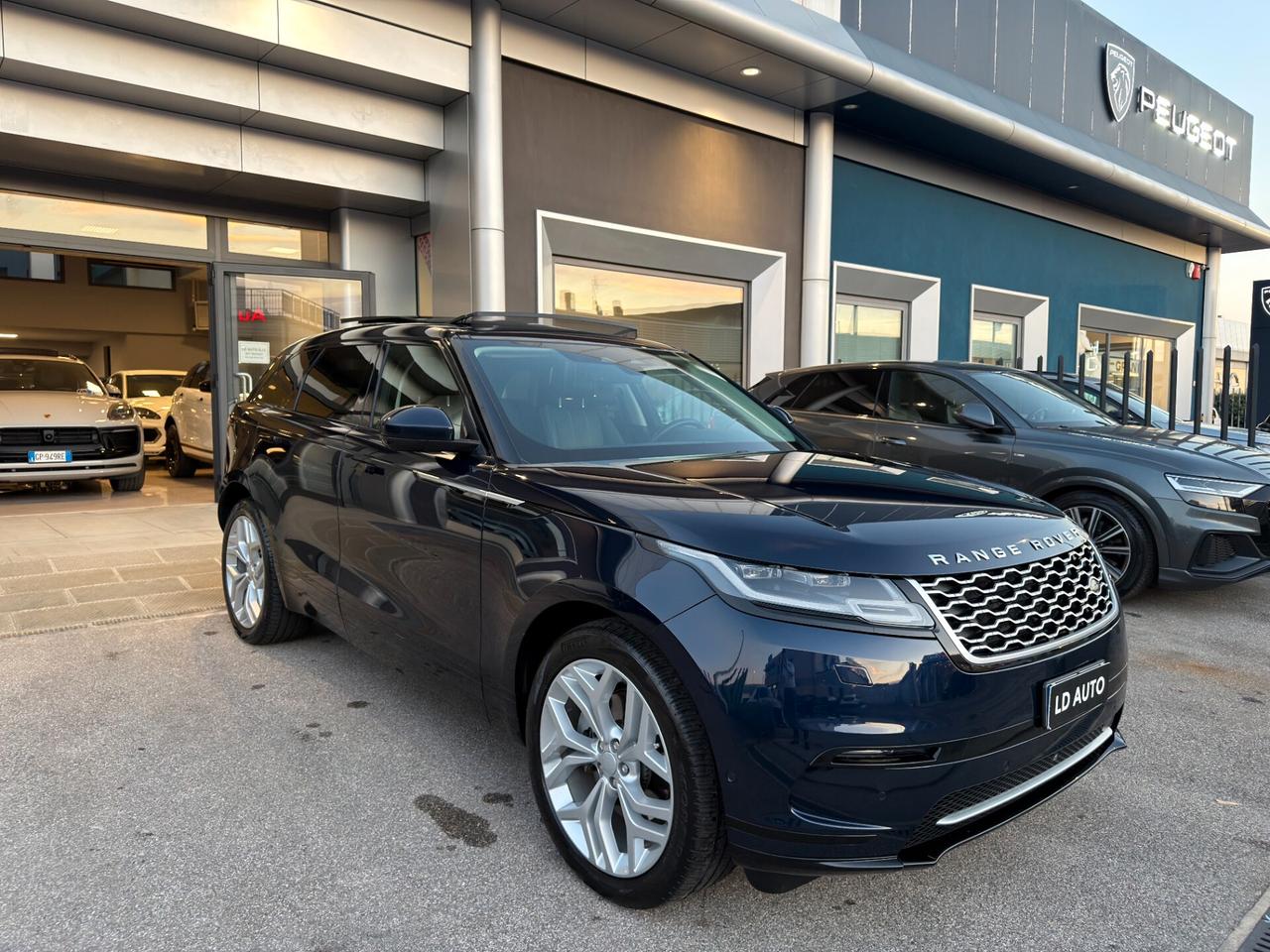 Land Rover Range Velar 2.0D I4 204 CV SE TETTO APRIBILE
