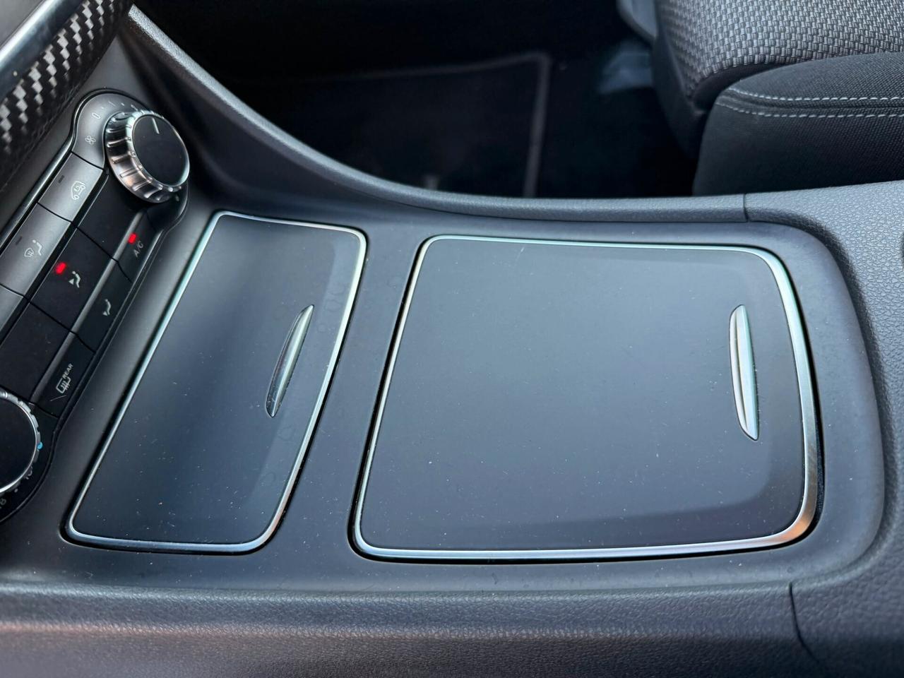 Mercedes-benz GLA 180 d Automatic Business