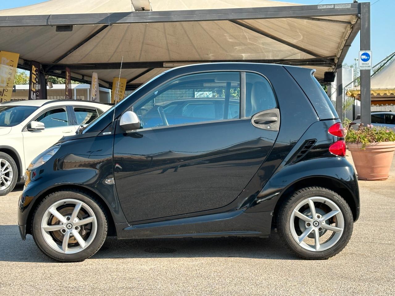 SMART fortwo 1.0 52 kW MHD coupé pulse