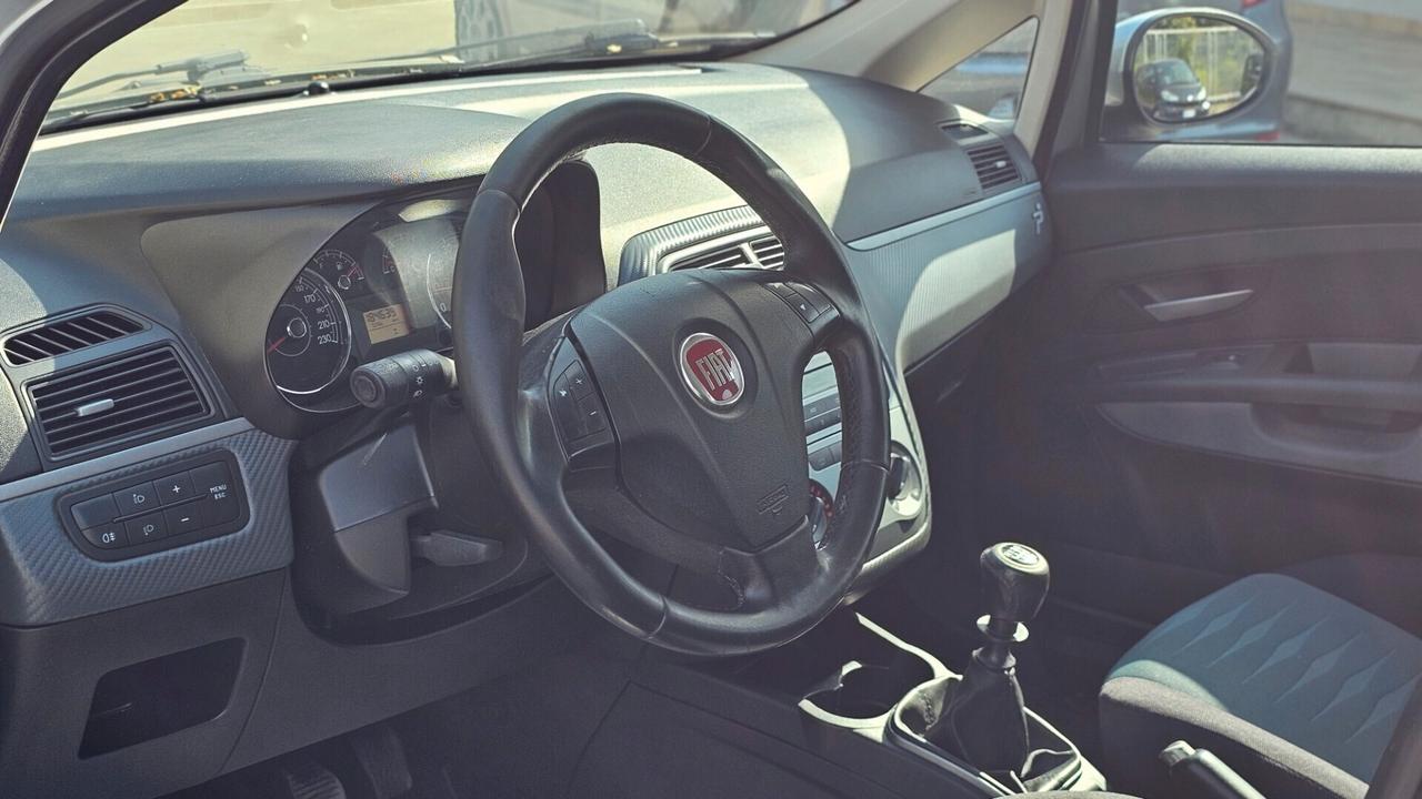 Fiat Grande Punto 1.3 MJT 90 CV 5 porte Emotion