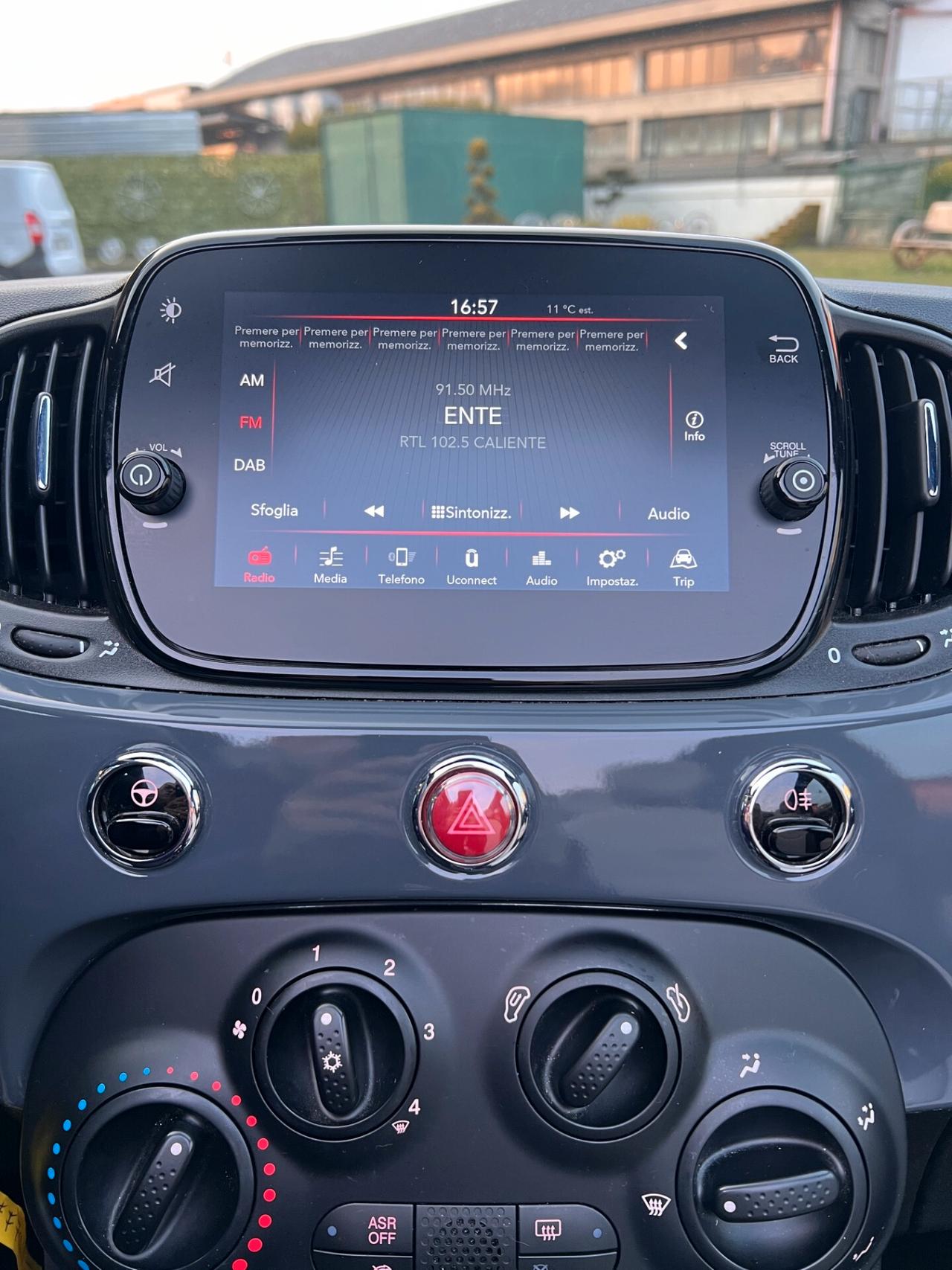 Fiat 500 C 1.0 Hybrid Dolcevita