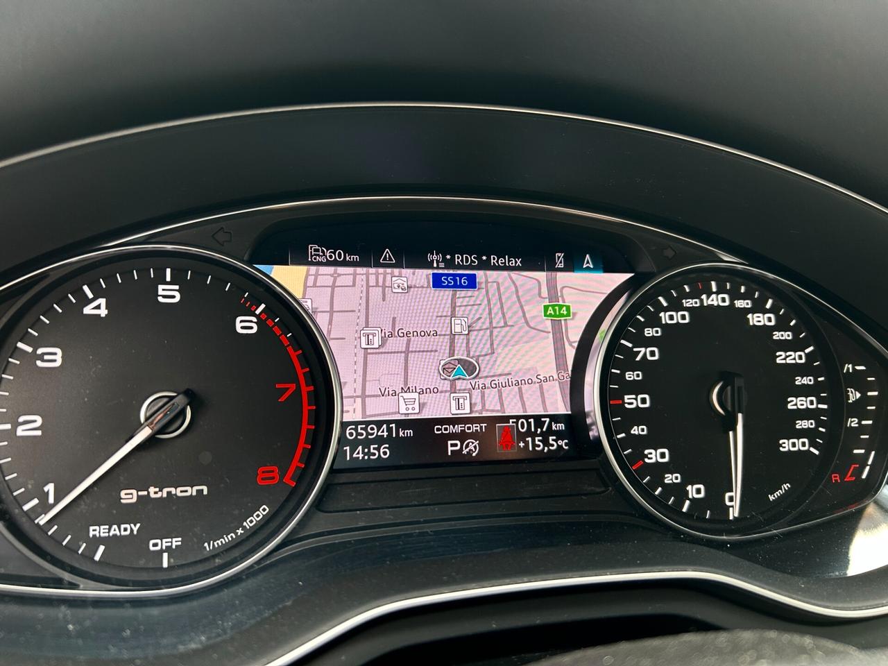 Audi A4 Avant 40 g-tron Stronic Business Adv 22