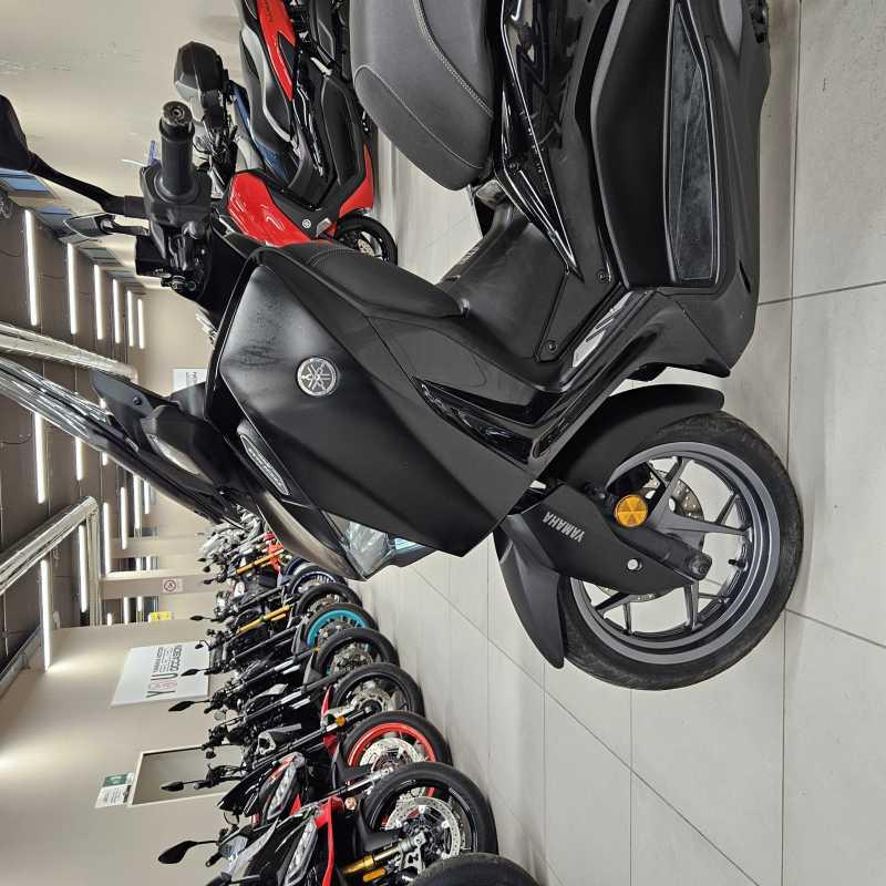 Yamaha X-Max 300 Tech Max - 2024