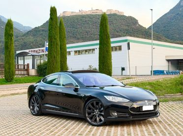 Tesla Model S P85 ,,RICARICA SC01 GRATIS A VITA”