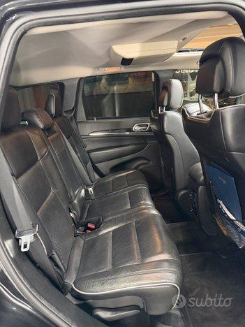 Jeep Grand Cherokke Overland