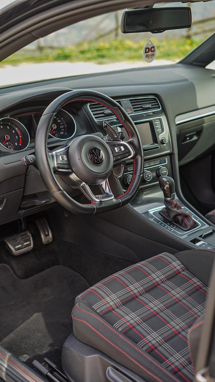 Volkswagen Golf GTI Golf GTI Performance 2.0 TSI 3p. BlueMotion Technology