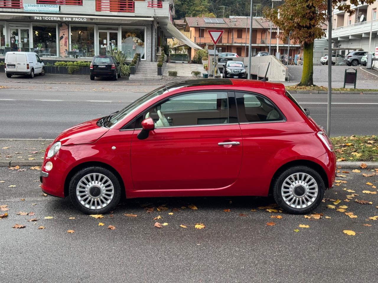 Fiat 500 1.2 CON TETTO PANORAMICO - TAGLIANDATA
