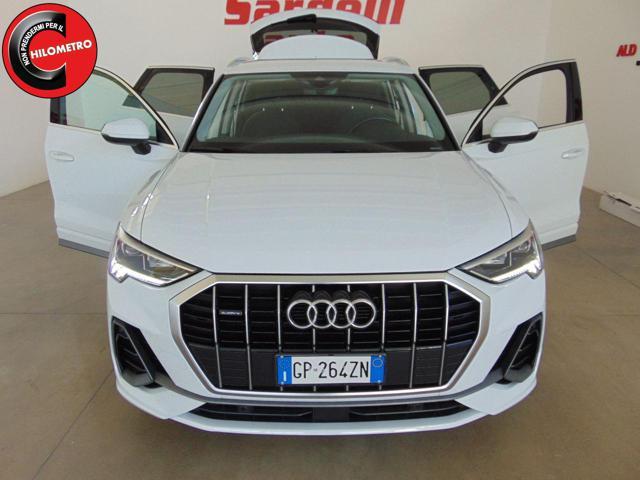 AUDI Q3 35 TDI quattro S tronic S line edition