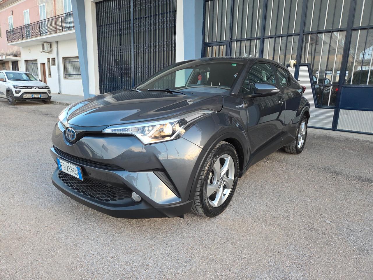 Toyota C-HR 1.8 Hybrid E-CVT Active