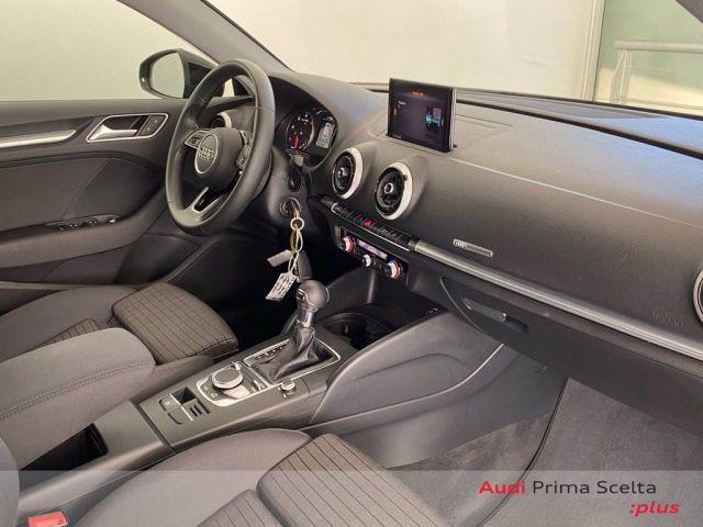 AUDI A3 Sedan 35 TDI S tronic Business 7M