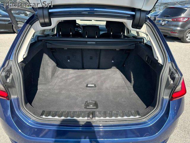 BMW 320 320d Touring mhev 48V xdrive auto - GM610PR