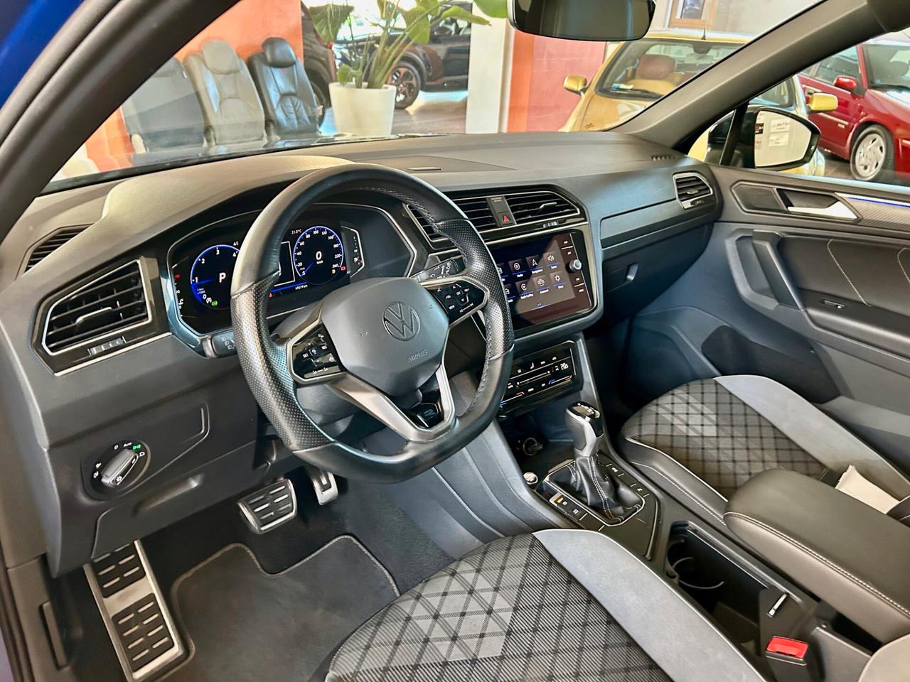 Volkswagen Tiguan 2.0 TDI 150 CV DSG R-Line