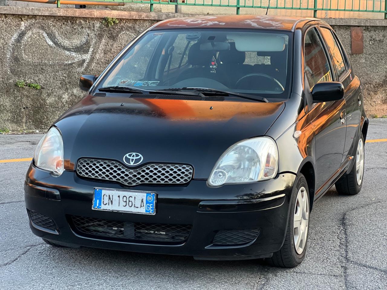 Toyota Yaris 1.4 tdi D-4D cat 5 porte carozzeria sbiadita