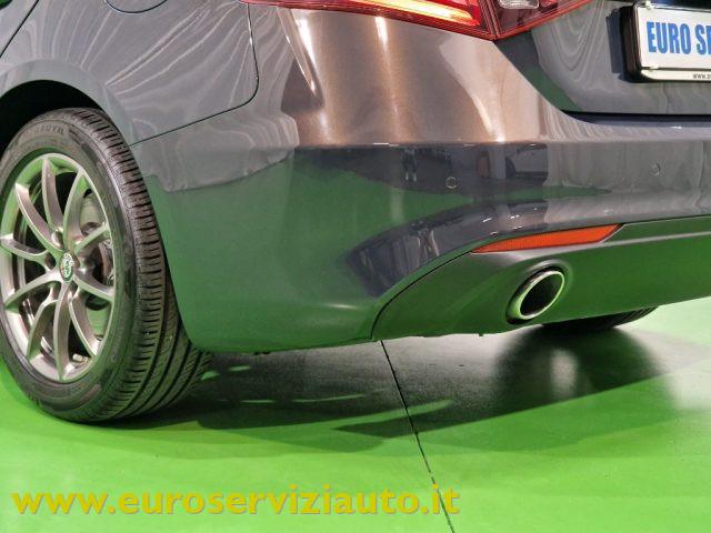 ALFA ROMEO Giulia 2.2 Turbodiesel 150 CV AT8 Business