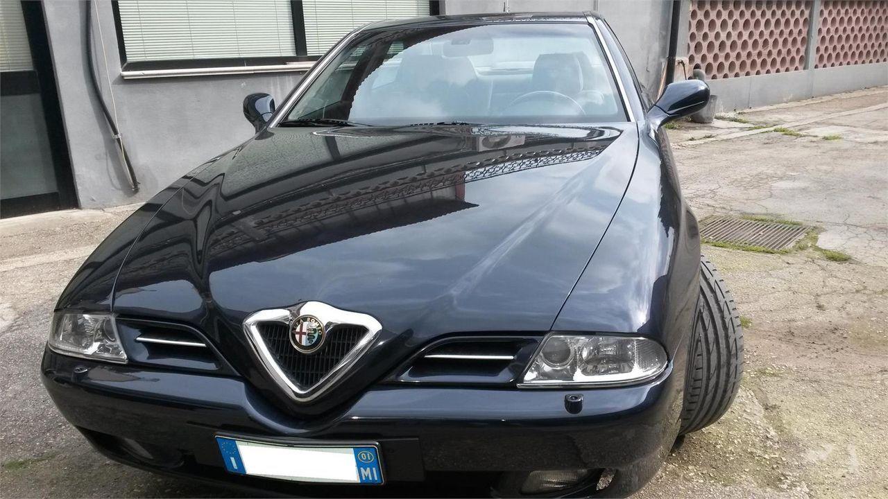 ALFA ROMEO 166 3.0 V6 24V Super Distinctive