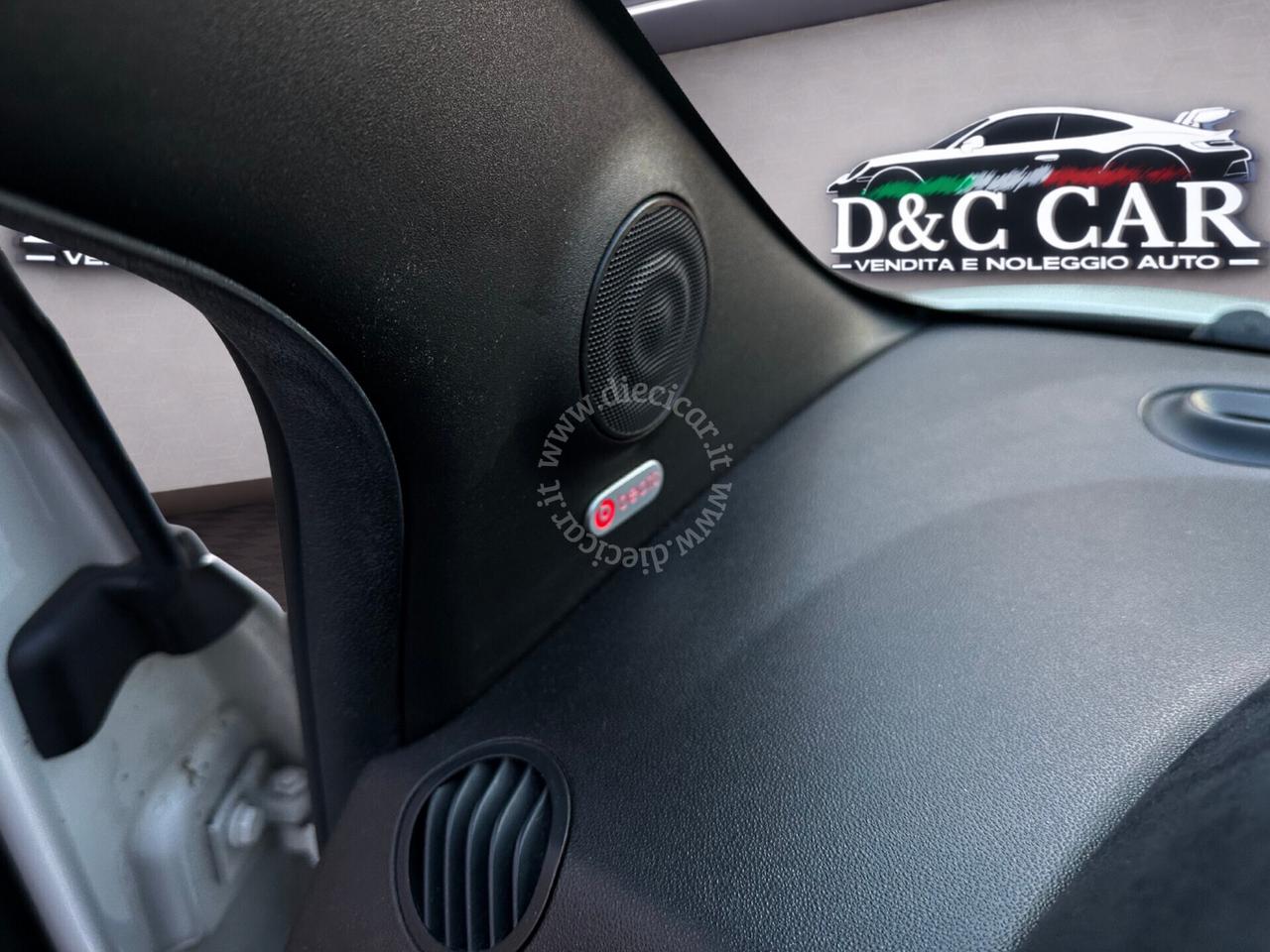 Abarth 695 70TH 180cv NAVI SABELT XENO AUDIO BEATS FULL