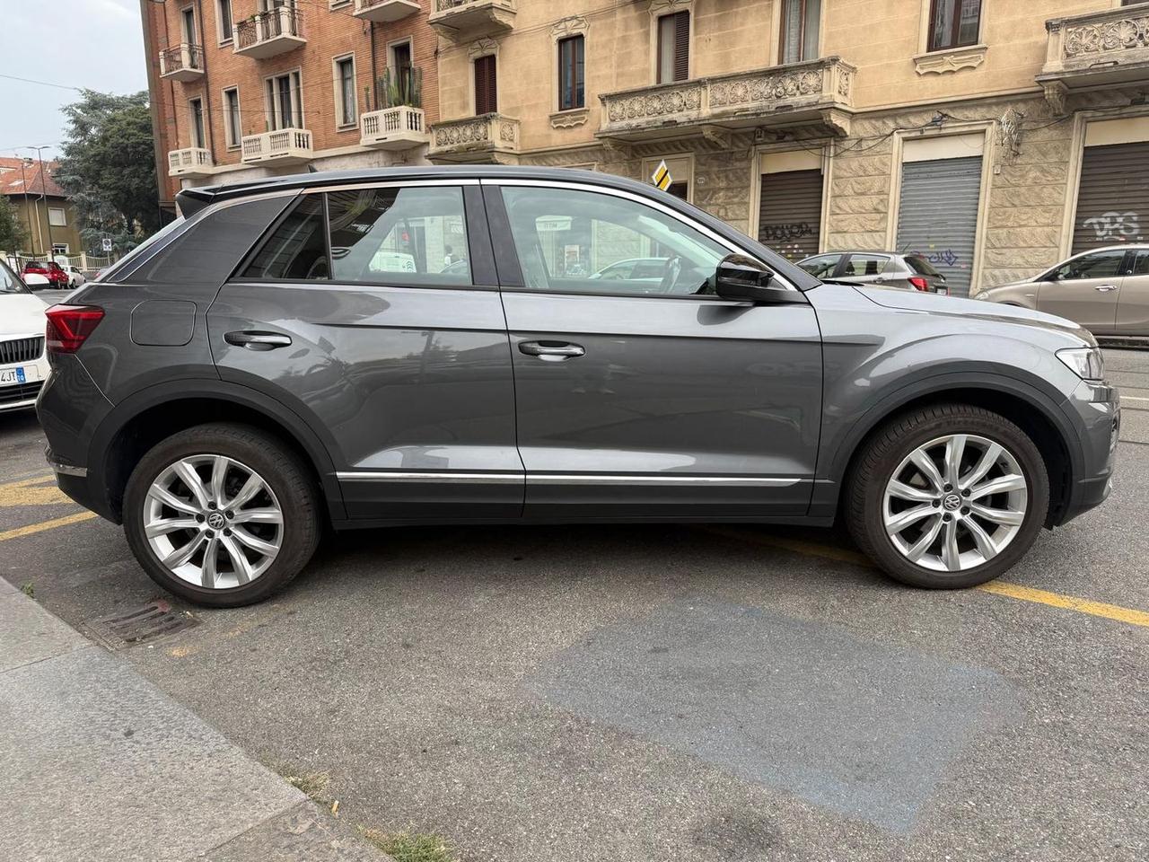 Volkswagen T-Roc 1.5 TSI STYLE 150 CV #5909