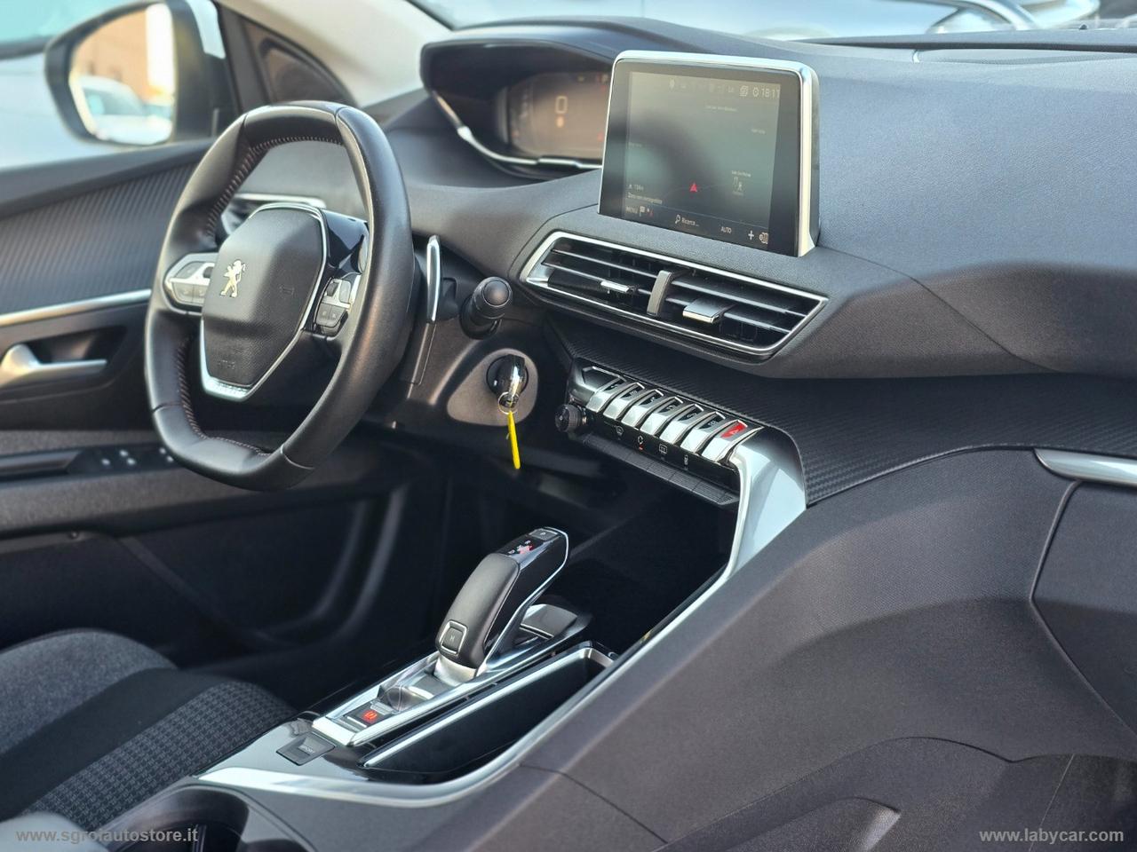 PEUGEOT 3008 BlueHDi 130 S&S EAT8 Business