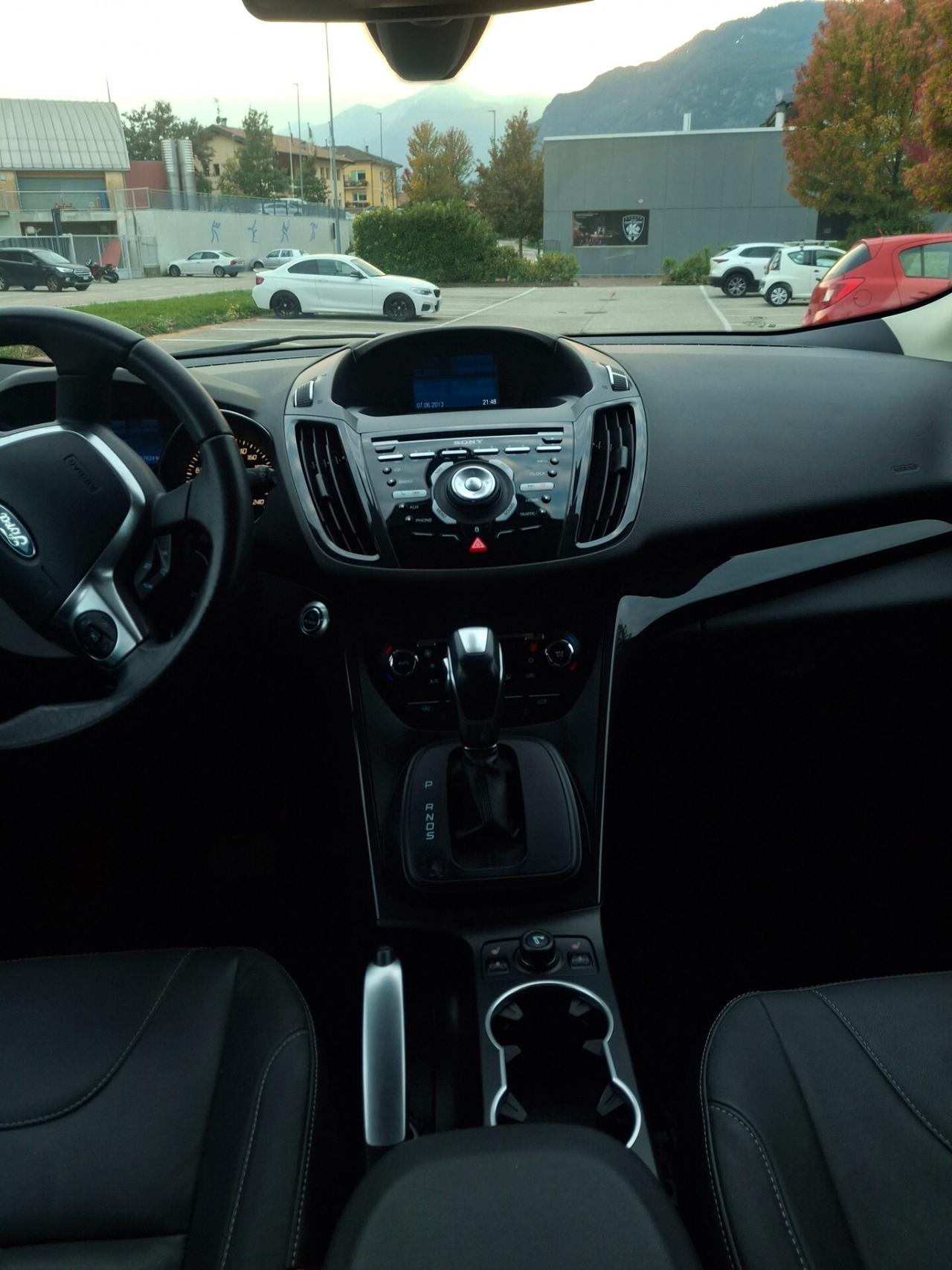 Ford Kuga 2.0 TDCI 163 CV 4WD Powershift Titanium