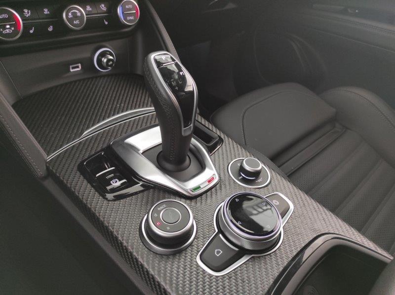 ALFA ROMEO Stelvio - Stelvio 2.9 Bi-Turbo V6 520 CV AT8 Q4 Quadrifoglio