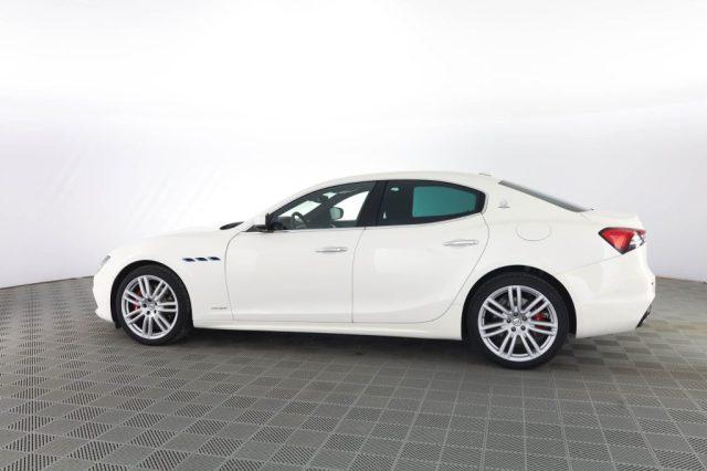 MASERATI Ghibli Ghibli L4 330 CV MHEV Gransport