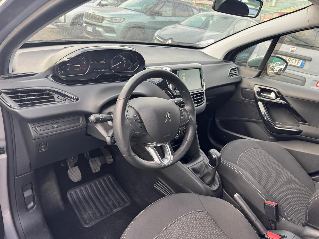 PEUGEOT 208 5p 1.2 puretech Allure s&s 82cv
