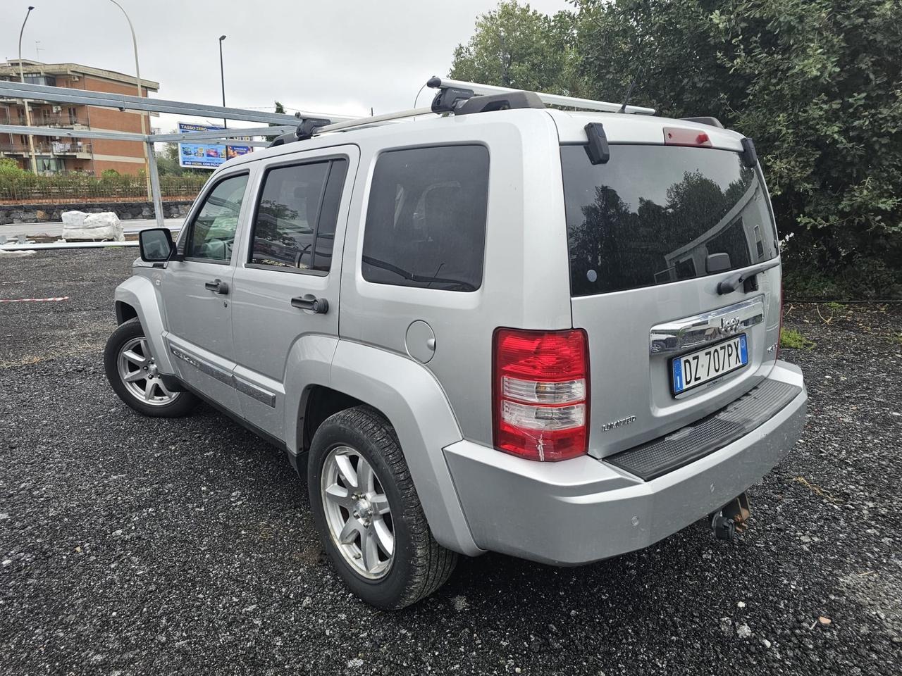Jeep Cherokee 2.8 CRD DPF Limited p.a.r.i.-.a.l.-.n.u.v.o.