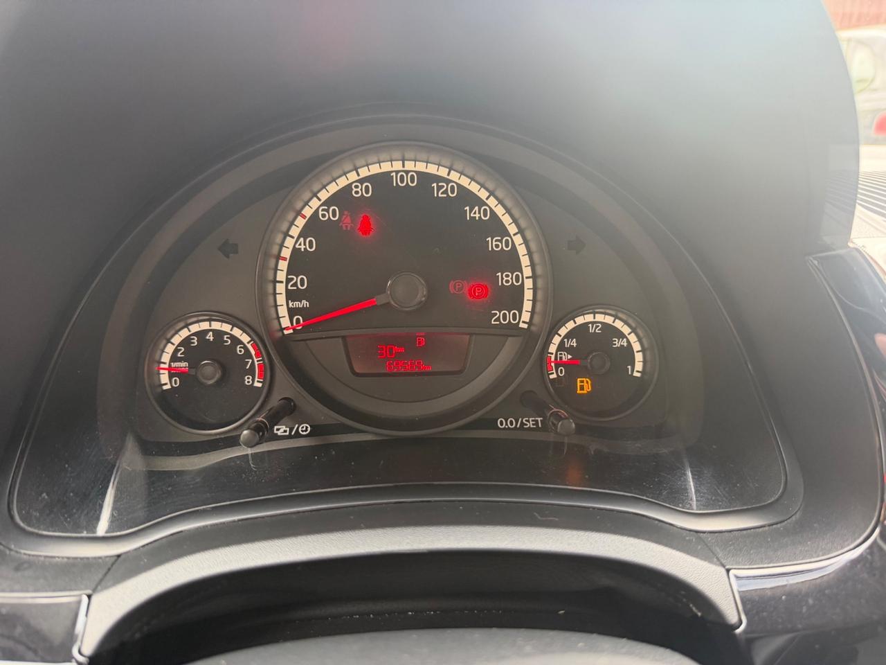 Volkswagen up! 1.0 75 CV 5p. high
