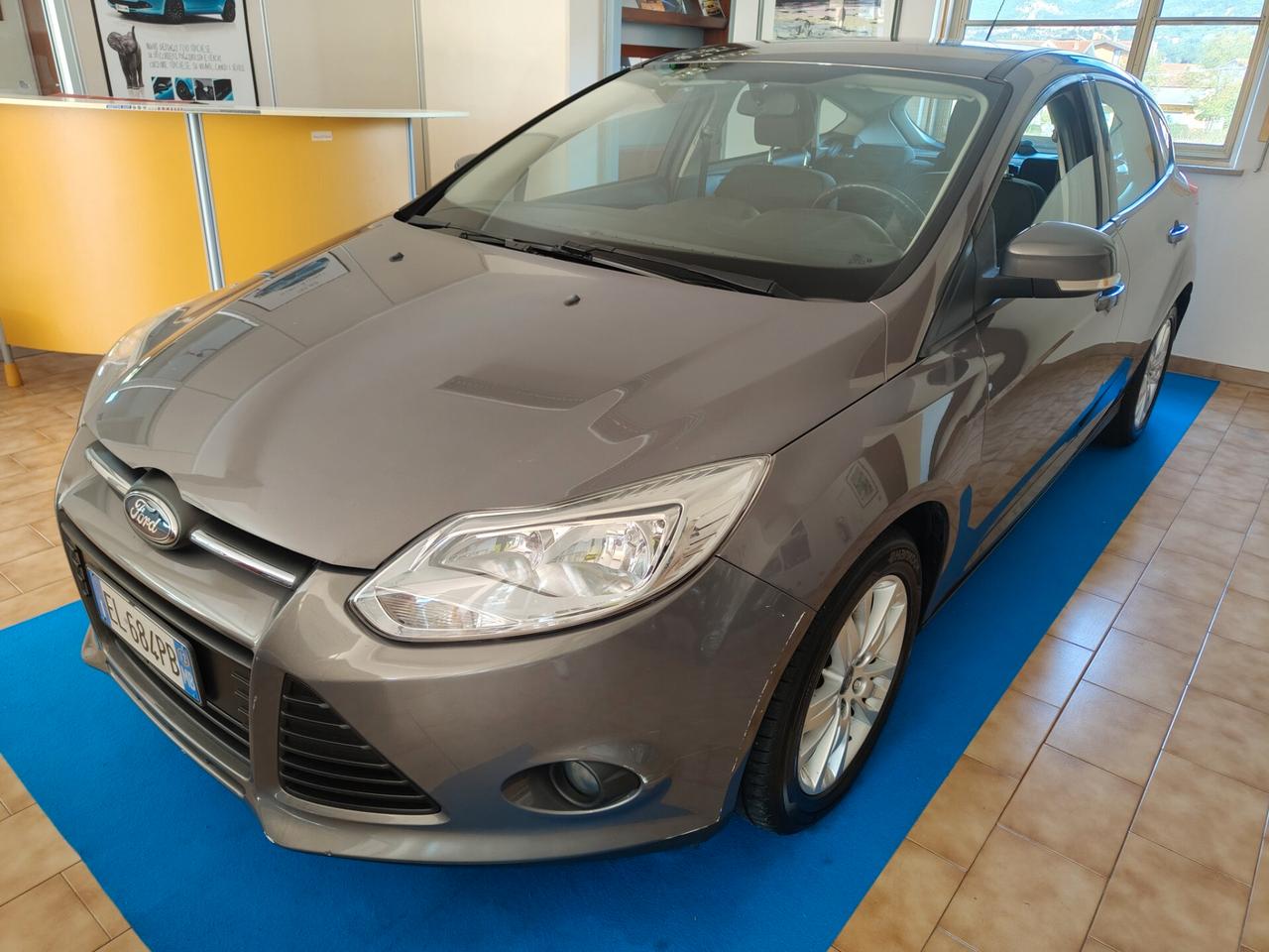 Ford Focus 1.6 105 CV